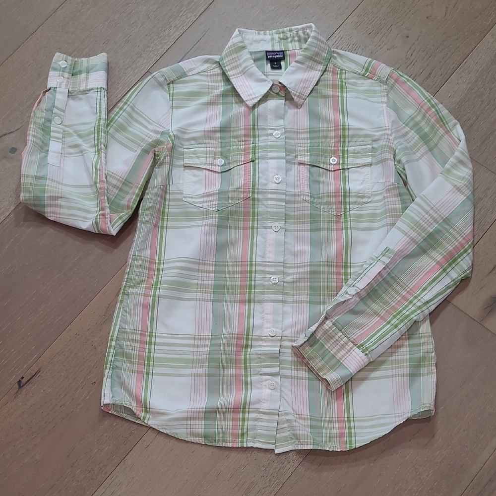 EUC Patagonia Button Up Shirt Women's sz 2/XS Green/Pink Plaid Long Sleeve Top